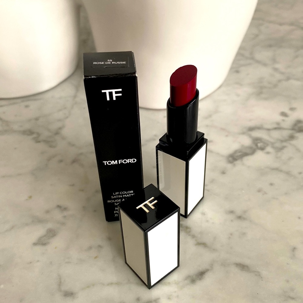 TOM FORD LIP COLOR SATIN MATTE IN 55 ROSE DE RUSSIE
